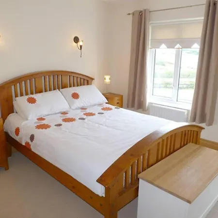 4 Bed In Westport Oc-ii10027