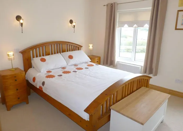 4 Bed In Westport Oc-ii10027